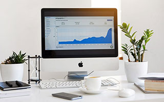 金年会官方网站-傅亚雨：中甲狂欢映衬落寞中超